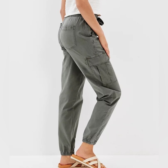 American Eagle Outfitters Pants - AMERICAN EAGLE Baggy Cargo TALL Jogger